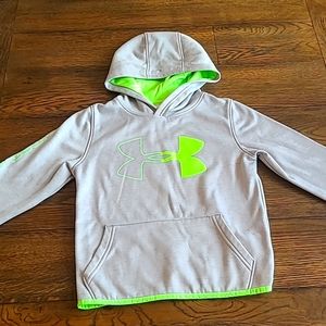 Under Armour Hoodie youth small.